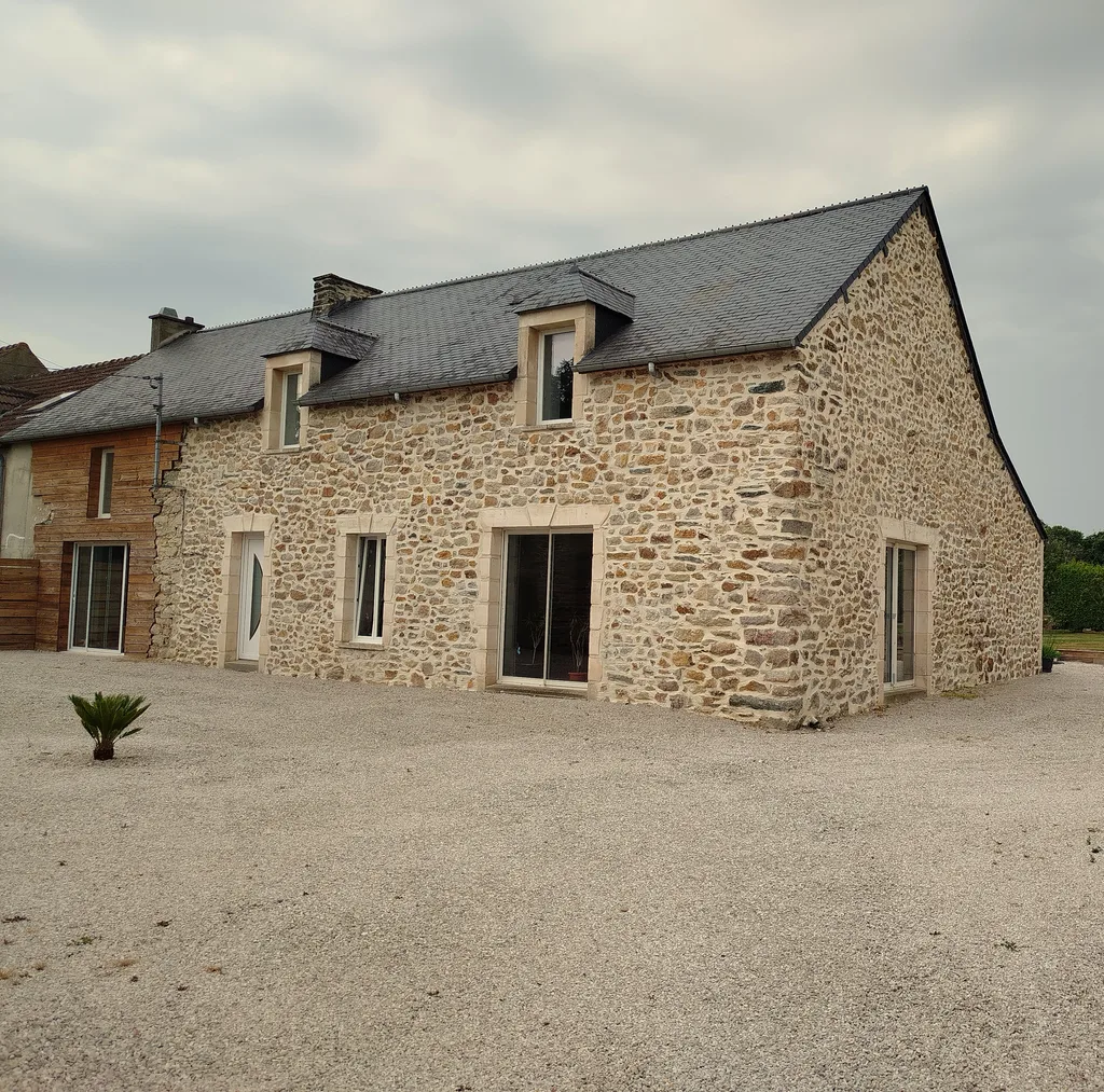 Maison familiale en pierre à La Glacerie, Cherbourg-en-Cotentin